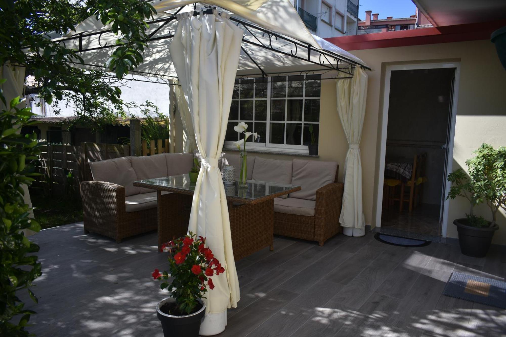 格罗韦Jardin, Terraza Y Barbacoa公寓 外观 照片
