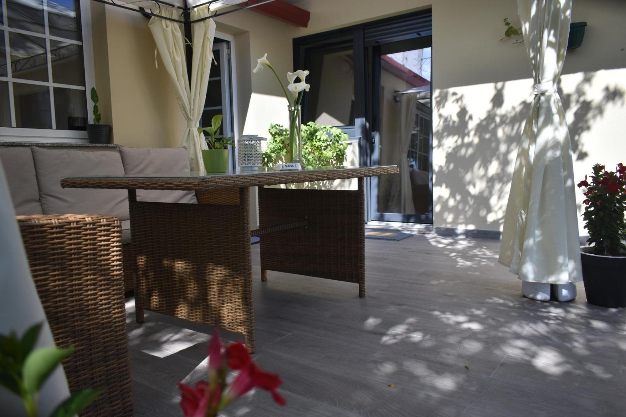 格罗韦Jardin, Terraza Y Barbacoa公寓 外观 照片