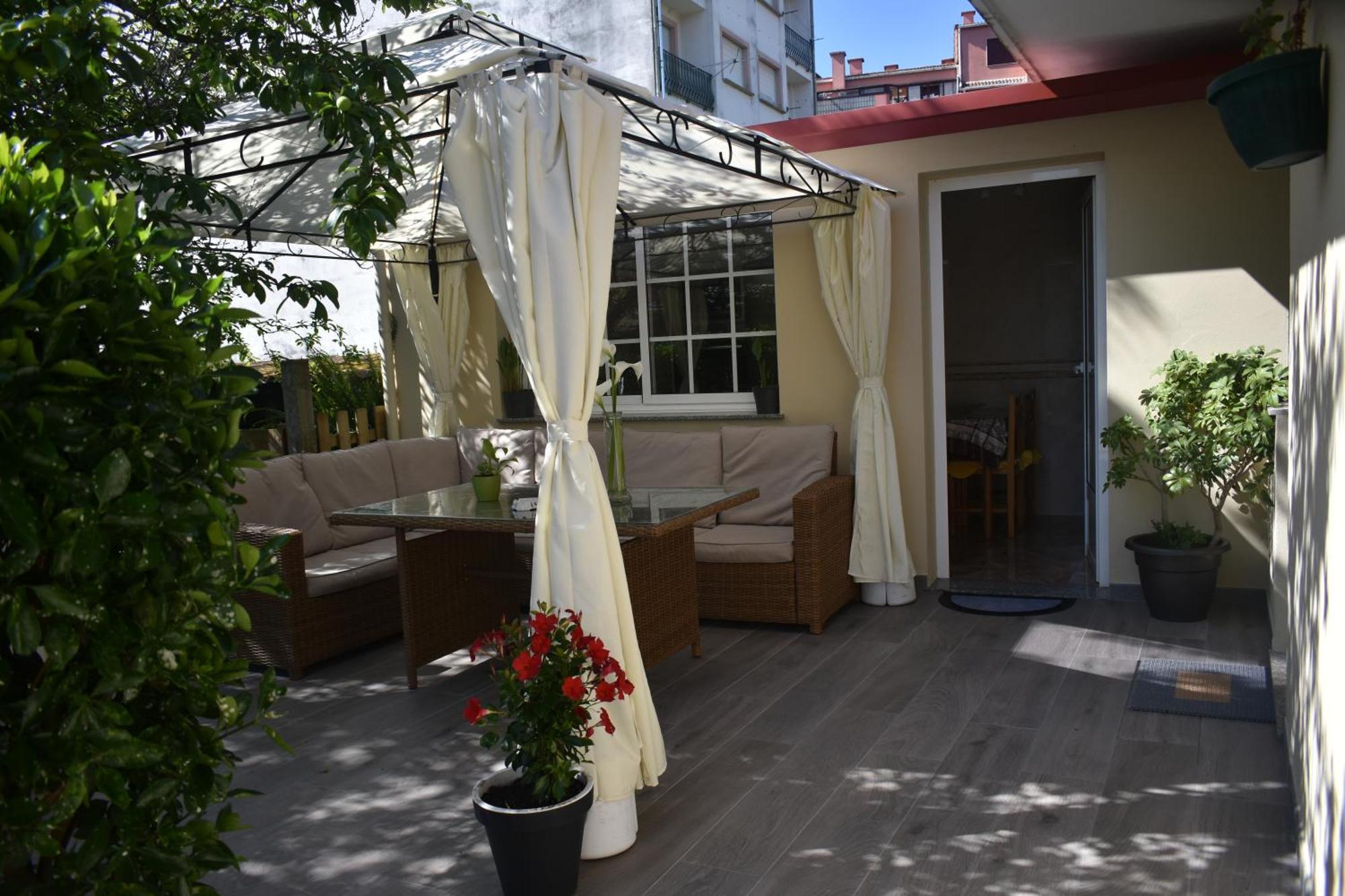 格罗韦Jardin, Terraza Y Barbacoa公寓 外观 照片