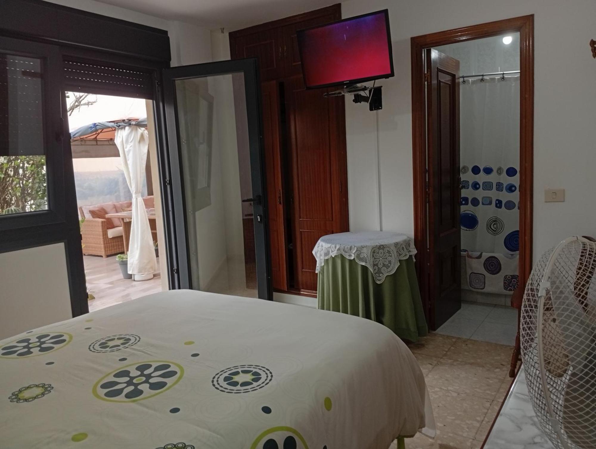 格罗韦Jardin, Terraza Y Barbacoa公寓 外观 照片